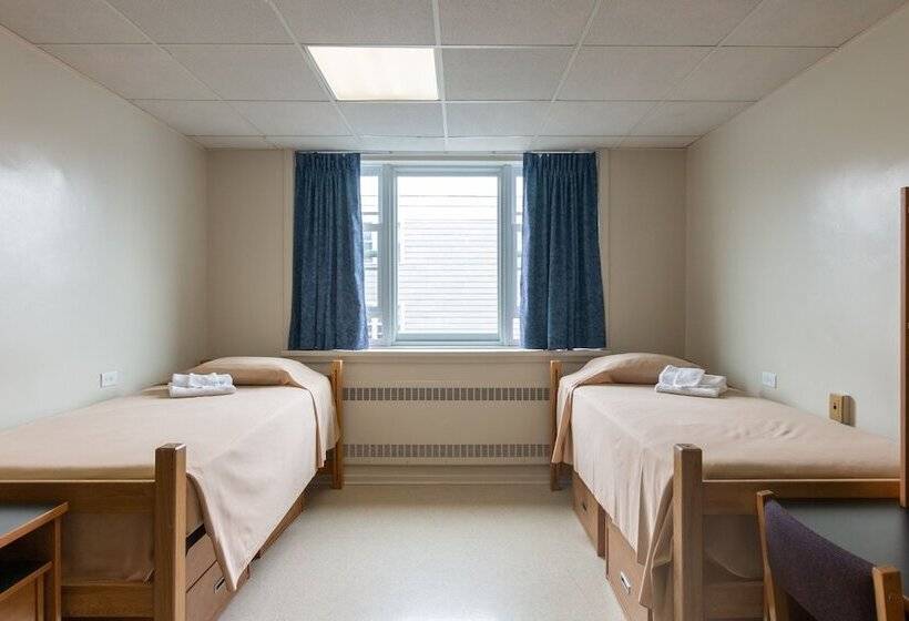 带共用浴室的标准房间, Dalhousie University Accommodations