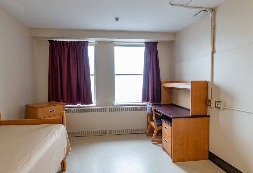 标准单人间共用浴室, Dalhousie University Accommodations
