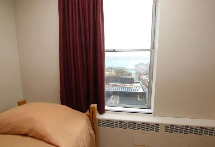 标准单人间共用浴室, Dalhousie University Accommodations