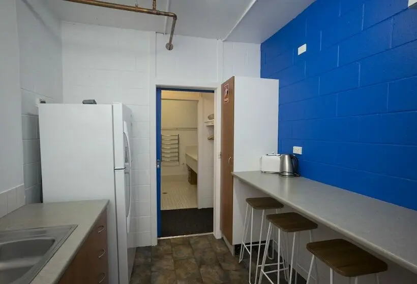 Standard-studio, Yha Thredbo