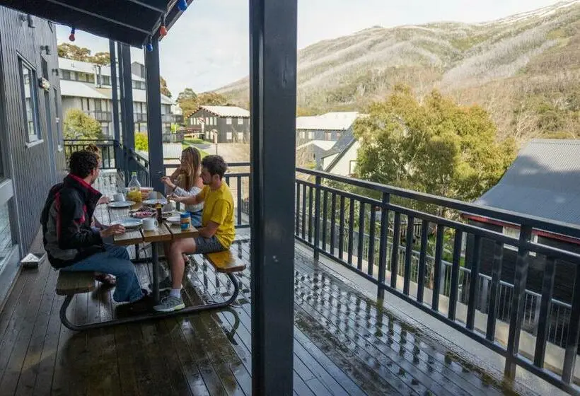 Vuode Makuusalissa, Yha Thredbo