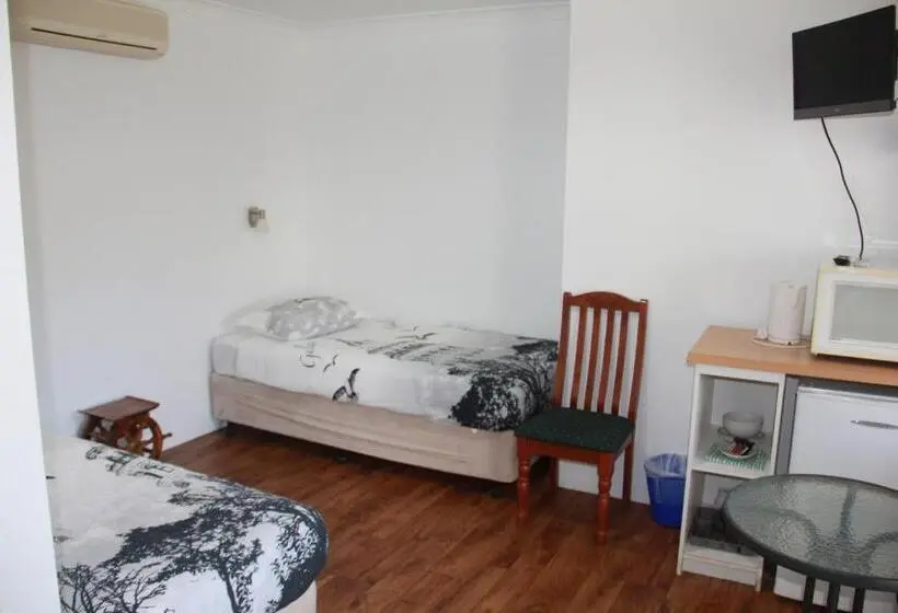 Economy-huone, Busselton Ithaca Motel