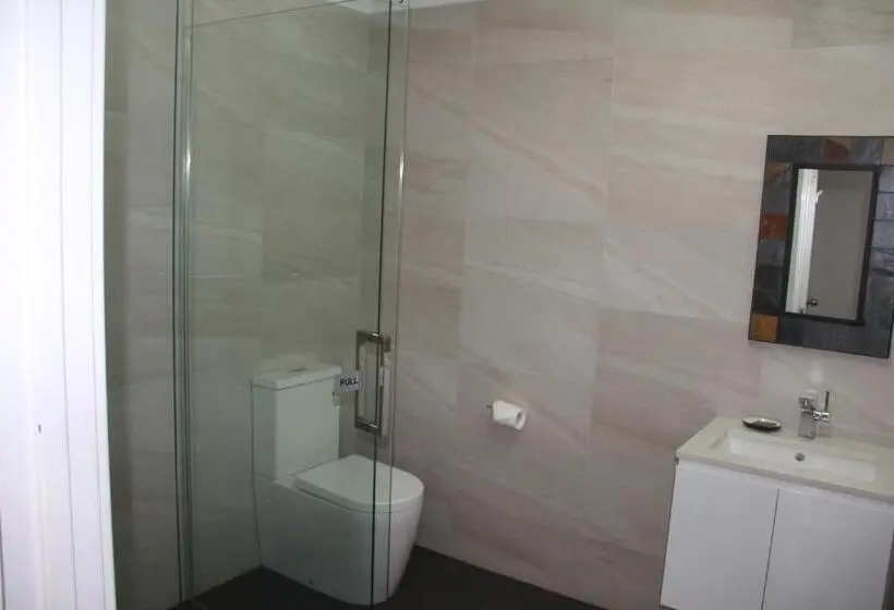 Standard Neljän Hengen Huone, Busselton Ithaca Motel