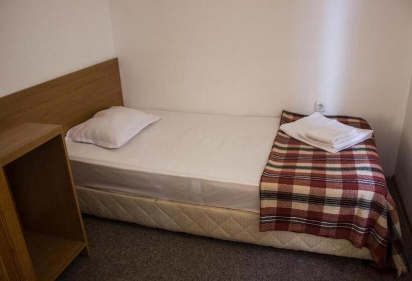 带阳台的三人标准间, Family Hotel Saint Iliya