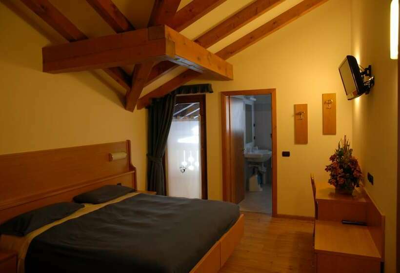 חדר סטנדרט לשלושה, Albergo Alla Posta