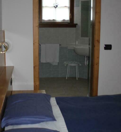 חדר בסיסי, Albergo Alla Posta