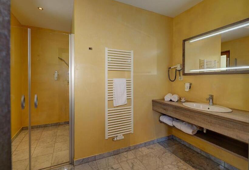 Люкс с Балконом, Alpentirolis