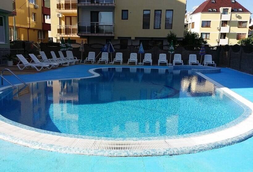 内部豪华间, Crystal