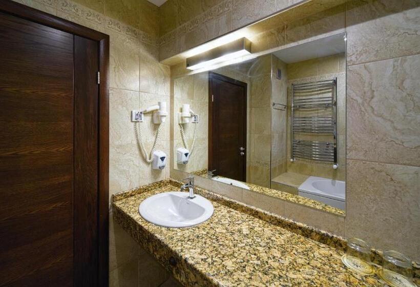 Апартаменты Deluxe 1 Спальня, Edelweiss
