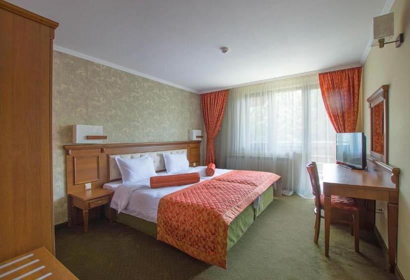Апартаменты Deluxe 2 Спальни, Edelweiss