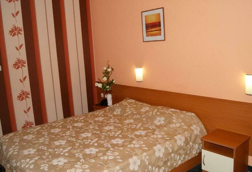 スタンダードルーム, Fors