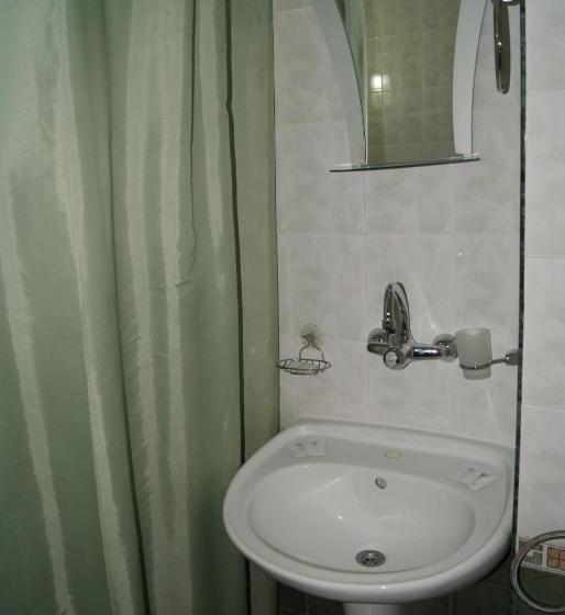 スタンダードルーム, Fors