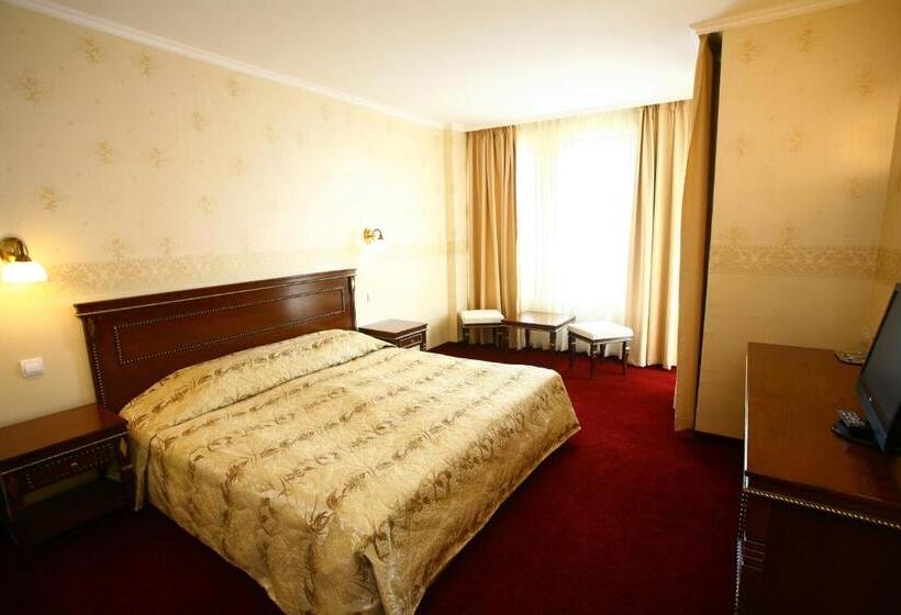 חדר סטנדרט, Hanat