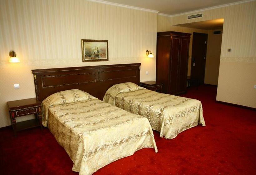 חדר סטנדרט יחיד, Hanat