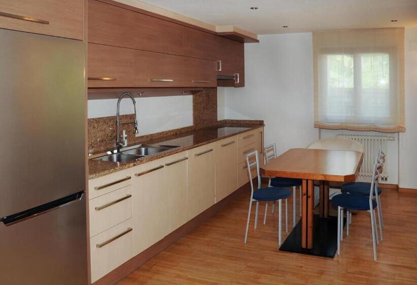 デラックスジュニアスイート, Italia