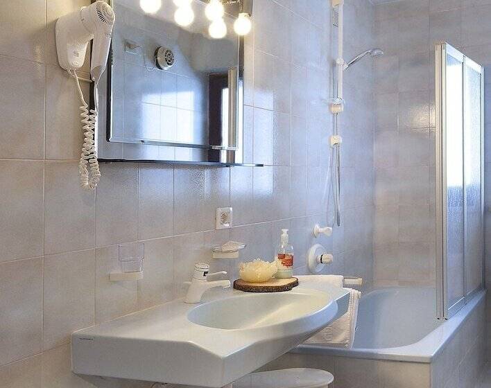 غرفة كومفورت, Italia