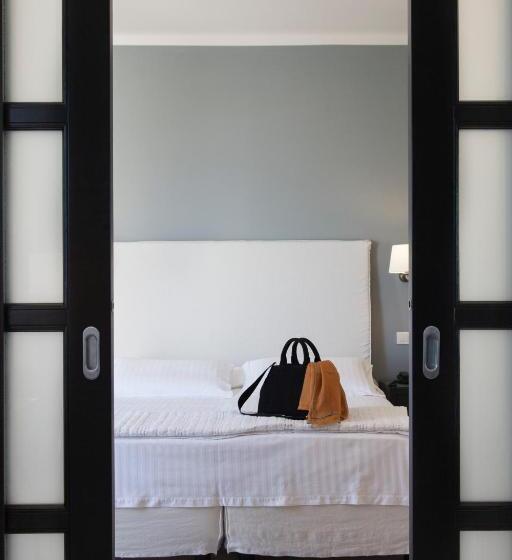 اتاق سوپریور خانوادگی, Ril