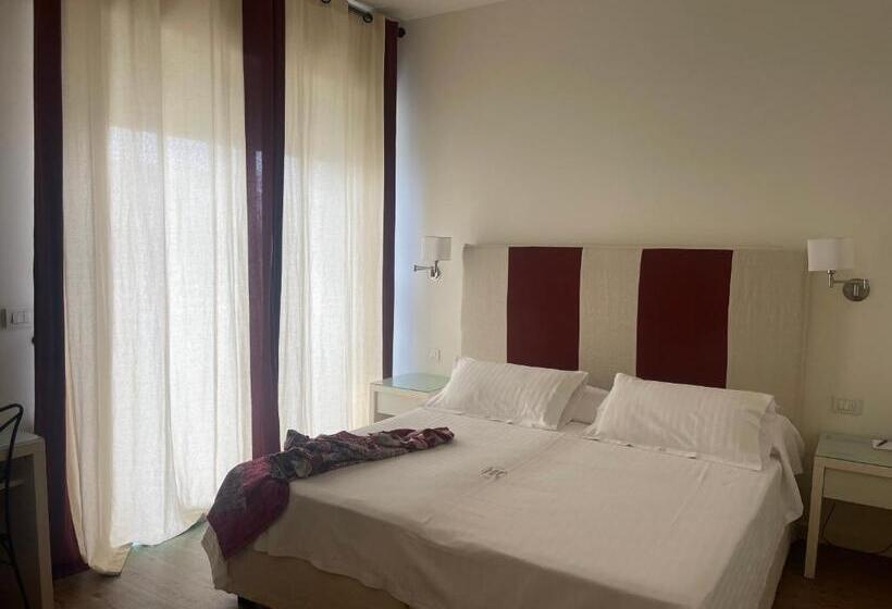 اتاق سوپریور با چشم‌انداز دریا, Ril