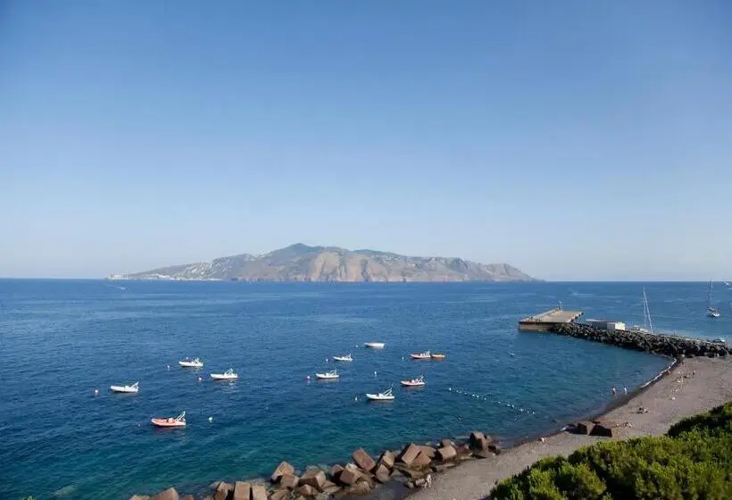 اتاق استاندارد با چشمانداز دریا, Santa Marina Antica Foresteria