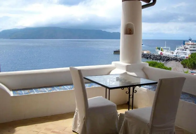 اتاق سوپریور با چشمانداز دریا, Santa Marina Antica Foresteria