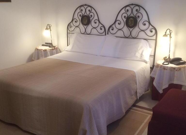 Quarto Economy, Santa Marina Antica Foresteria