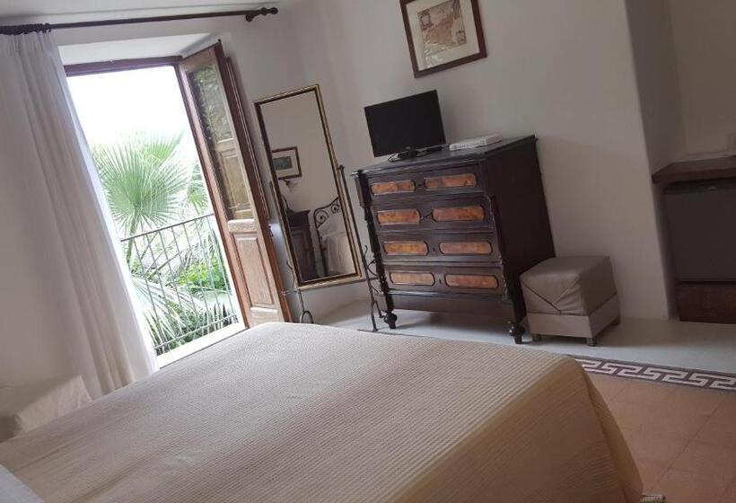 标准房带园景, Santa Marina Antica Foresteria