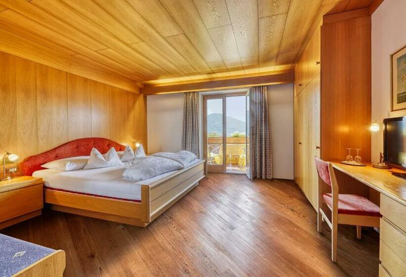 Номер Стандарт с Балконом, Stefanie