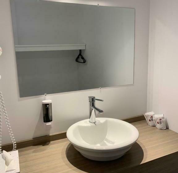 חדר סטנדרט, Motel Le Rond Point