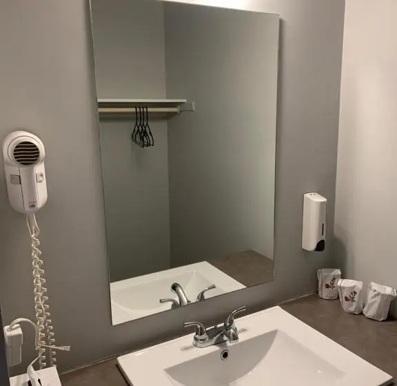 スタンダード4人部屋, Motel Le Rond Point