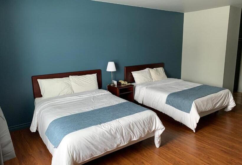 חדר סטנדרט לארבעה, Motel Le Rond Point