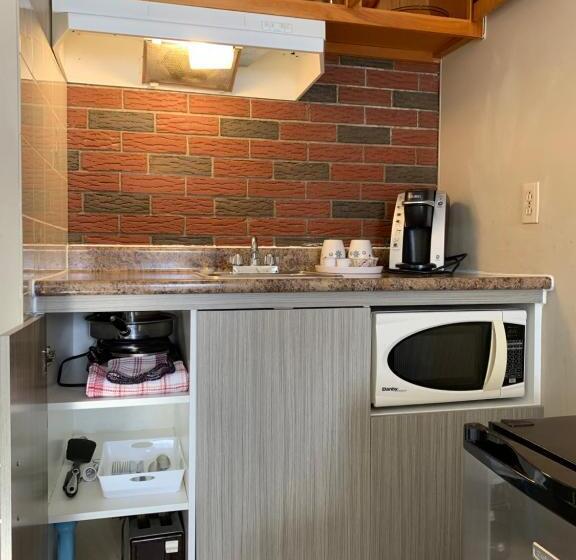 غرفة قياسية, Motel Le Sabre