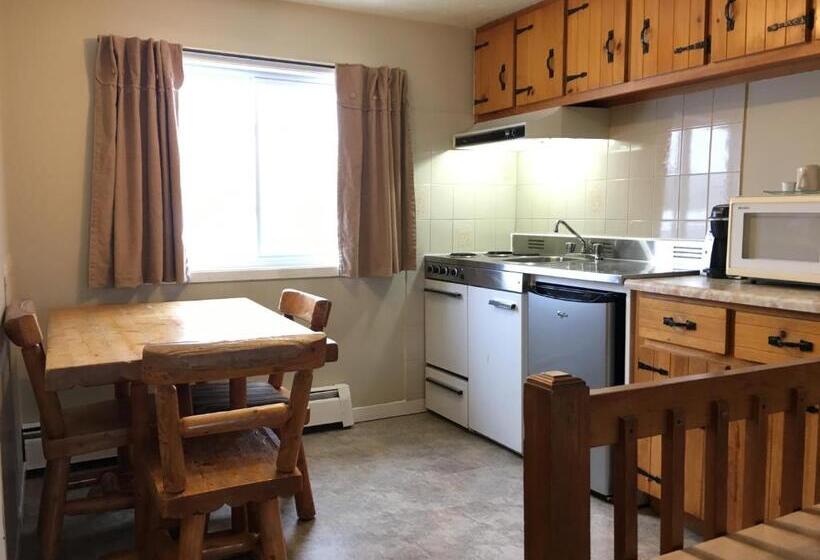 إستديو عائلى, Motel Le Sabre