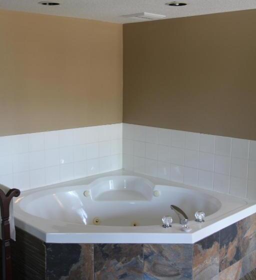 带大床的标准间, Saga Resort