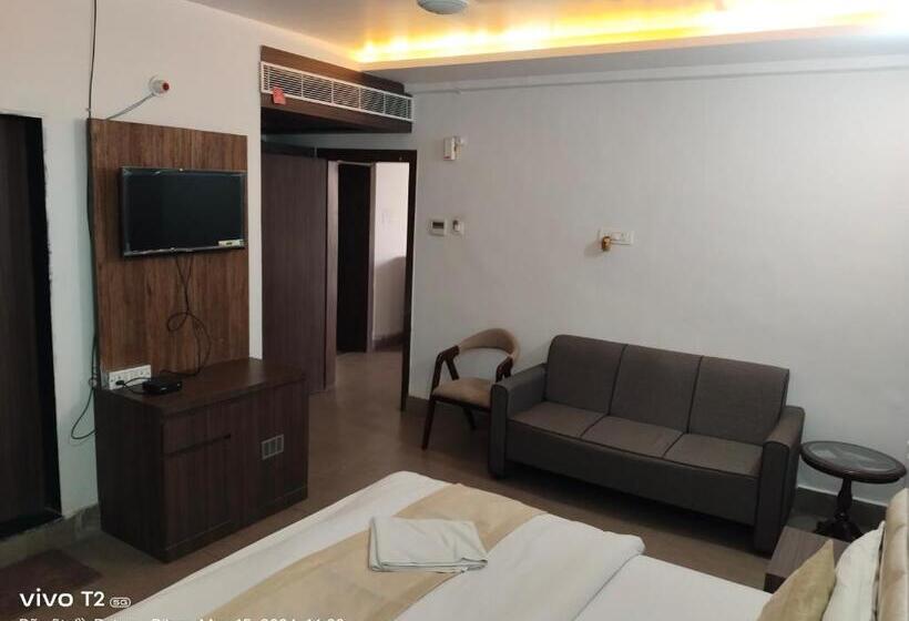 デラックスルーム, Destiny