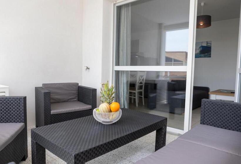 Апартаменты 2 Спальни с Террасой, My Hôtel Résidences Port Leucate