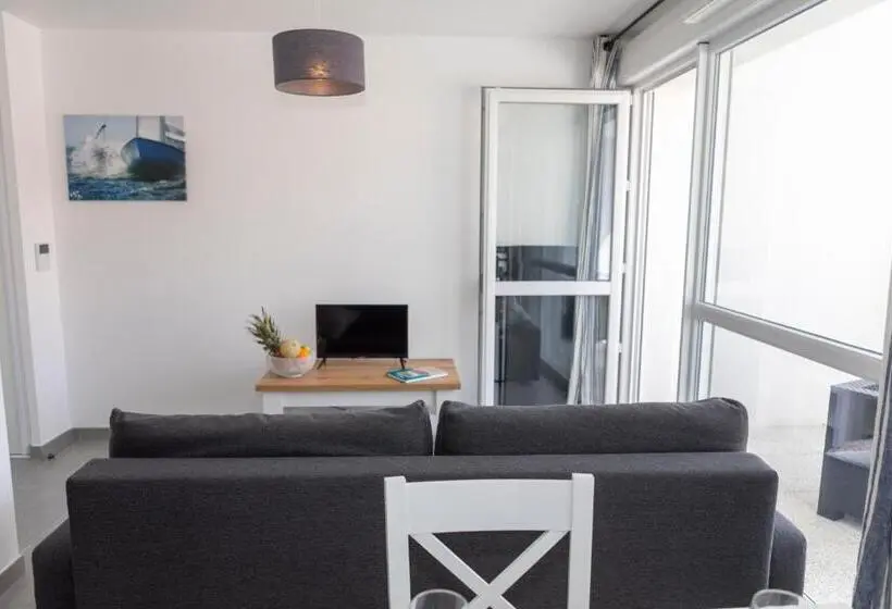 1 Bedroom Apartment Lake View, My Hôtel Résidences   Port Leucate