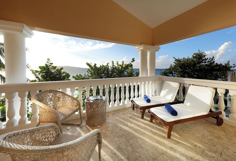بانگلوی استاندارد, The Signature Level At Grand Palladium Lady Hamilton Resort & Spa  All Inclusive