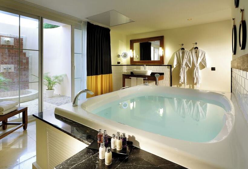 بانگلوی استاندارد, The Signature Level At Grand Palladium Lady Hamilton Resort & Spa  All Inclusive