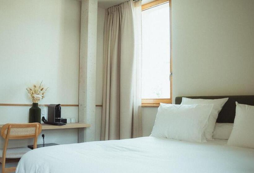 اتاق استاندارد با چشمانداز استخر, La Maison Gaïa Hôtel & Spa