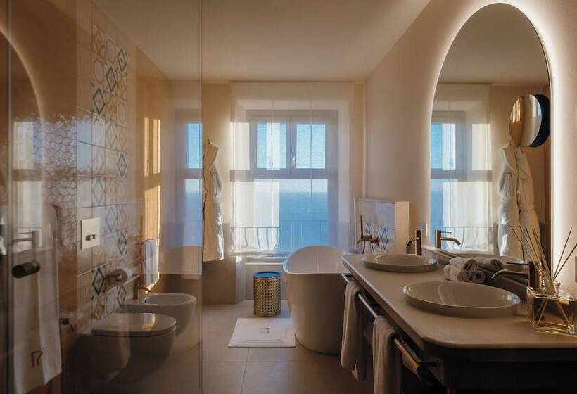 Полулюкс, La Monastica Resort & Spa