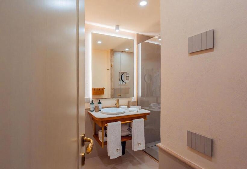 Полулюкс, La Monastica Resort & Spa