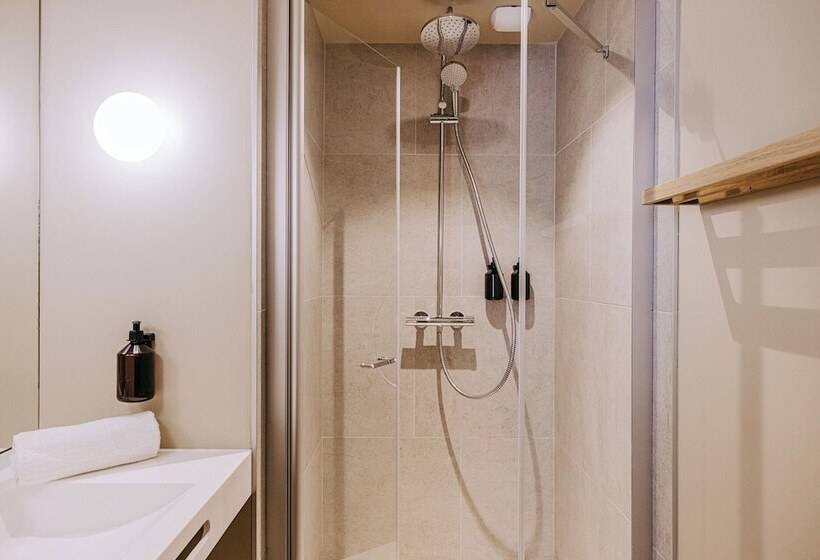 غرفة سوبيريور, Sangha Toulouse