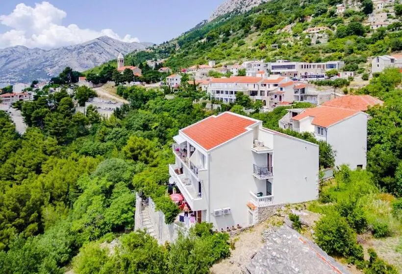 Quarto standard vista mar com balcao, Villa Kosa