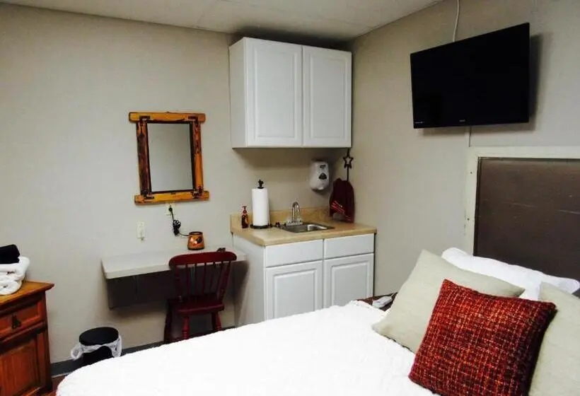 キングサイズベッドのデラックススイート, A Place To Stay Rooms