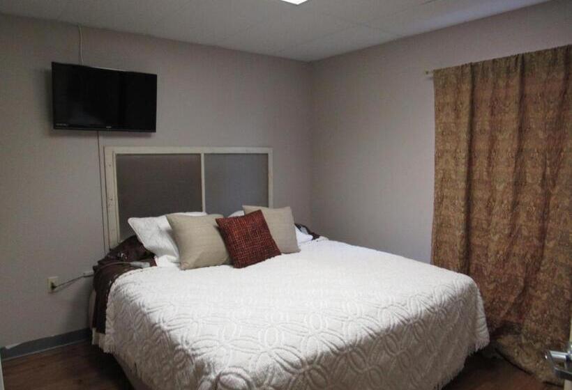 带大床的复式套间, A Place To Stay Rooms