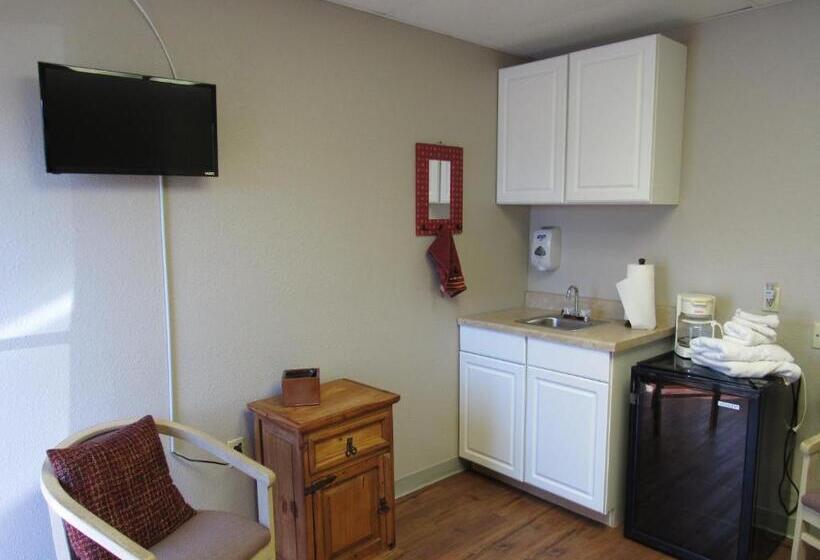 غرفة ديلوكس مطلة على المدينة, A Place To Stay Rooms