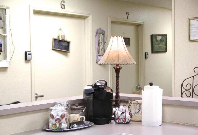 غرفة ديلوكس, A Place To Stay Rooms