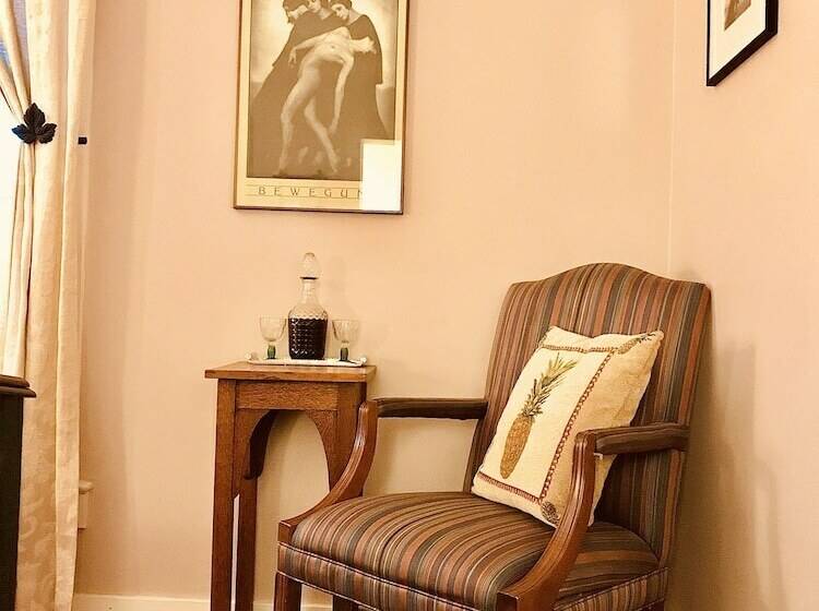 Номер Deluxe, Arden Forest Inn