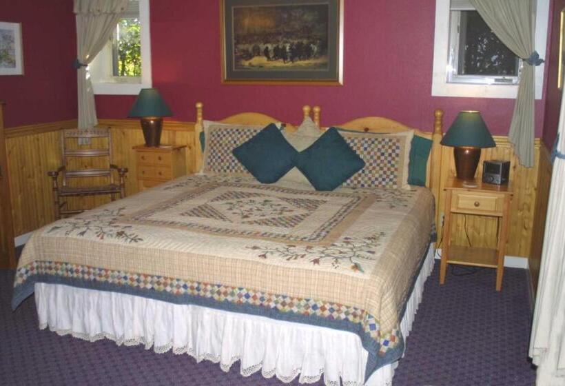 Номер Стандарт Вид на Сад, Arden Forest Inn