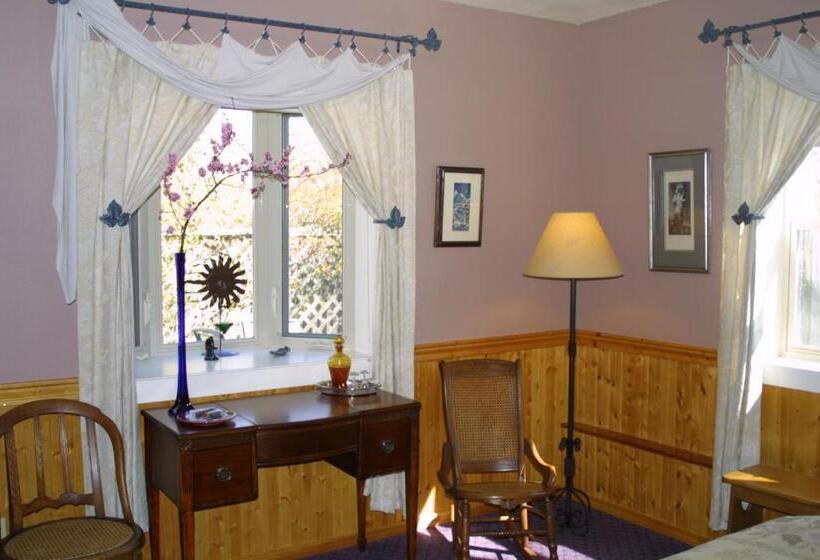 Номер Стандарт Внутренний, Arden Forest Inn